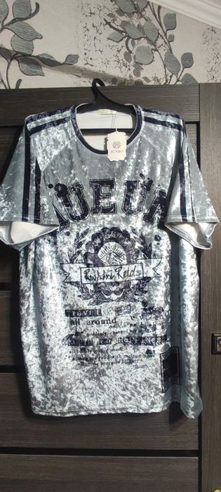 Продам футболки новые