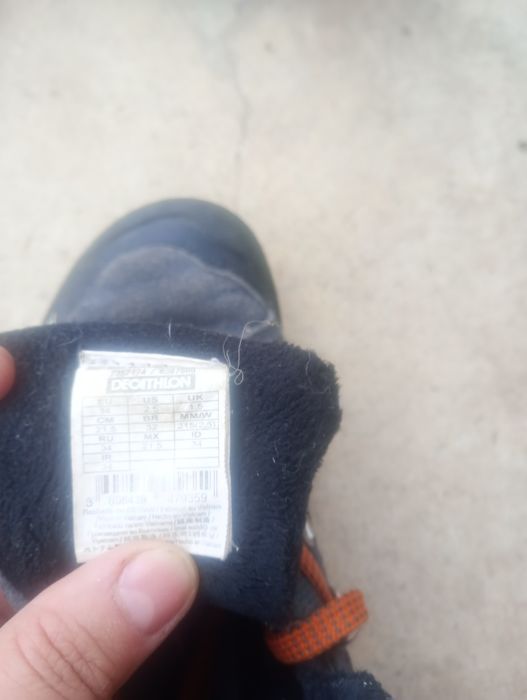 Ghete drumeție Decathlon Nr .34si Nr.35