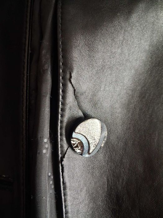 Продам кожаный плащ, размер 46