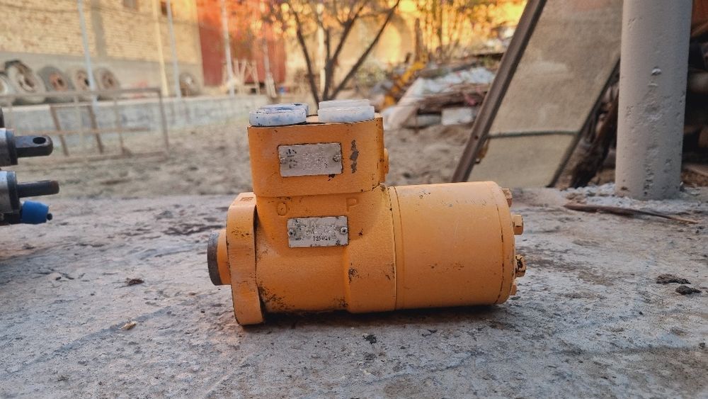 Рулевой дозатор рабочем состоянии