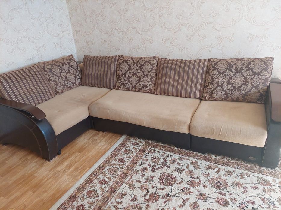 Диван продается в кенту