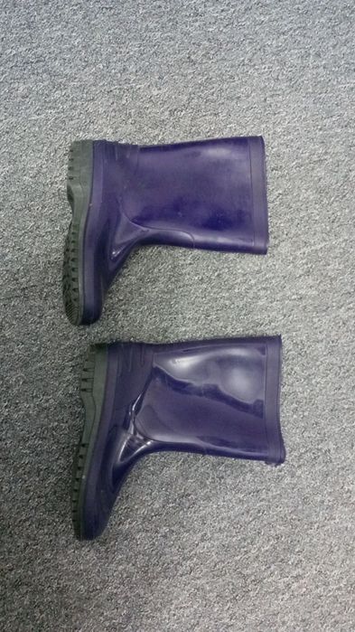 Детские резиновые сапожки