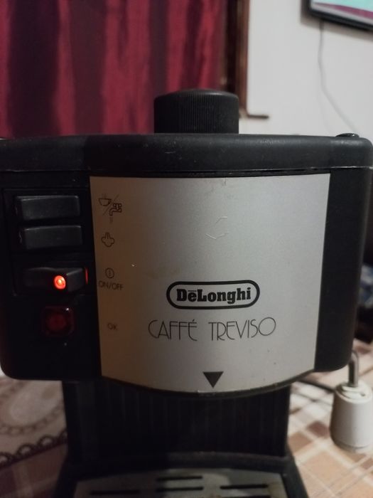 Делонги със ръкохватка работеща