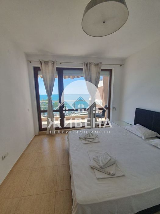 Продава обзаведен 2-стаен апартамент с морска панорама, гр.Балчик