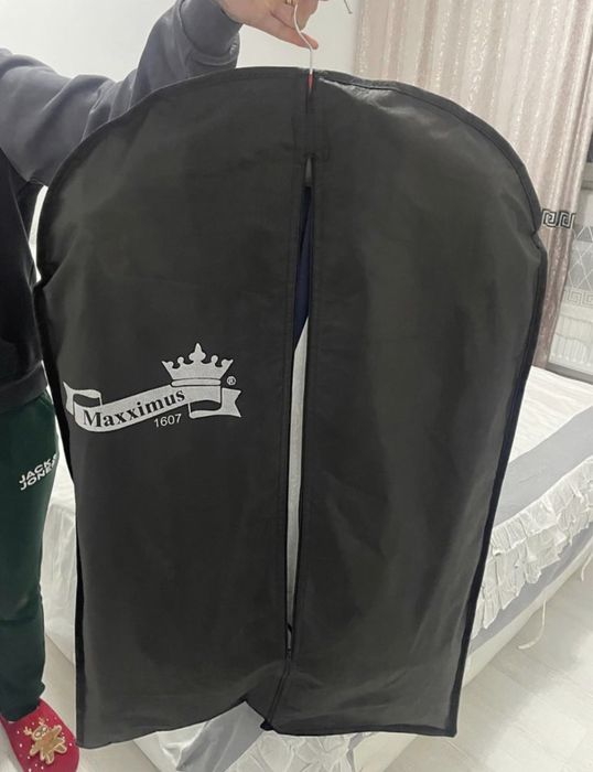 Costum mire nou, Purtat o singură dată