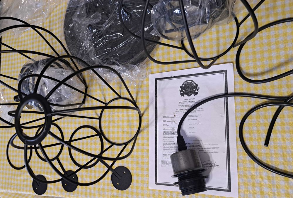 Лампа за таван Opviq Asymmetric Three