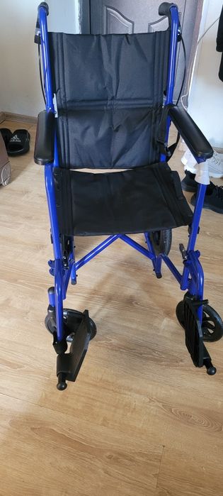 Инвалидная коляска