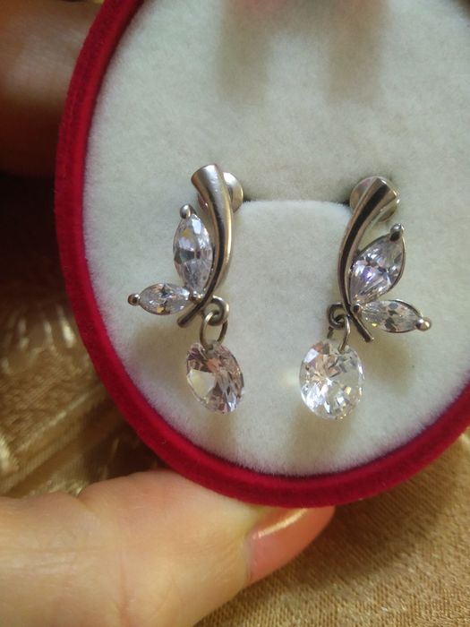 Комплект бижутерии под серебро