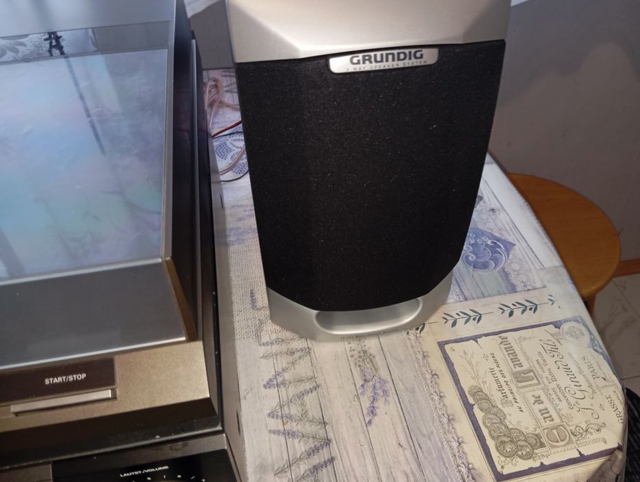 Комплект Grundig грамофон PS 2600 Усилвател VE750,тонколони UMS 12