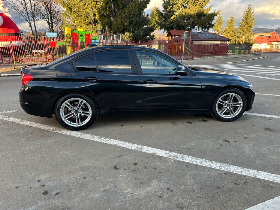 Vând BMW seria 3 f30