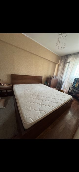 Кровать двухспальная