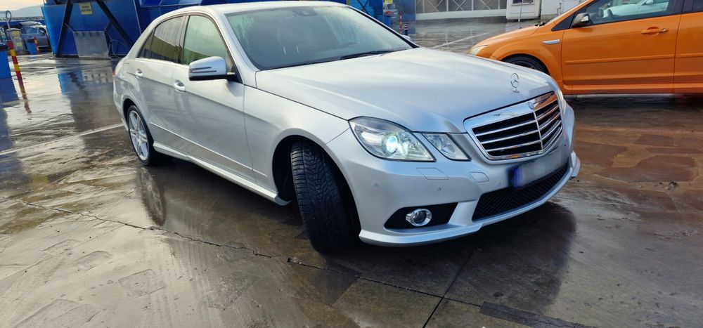 Mercedes-Benz E350 W212