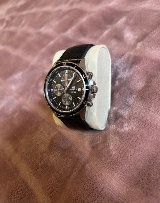 Часовник Casio Edifice