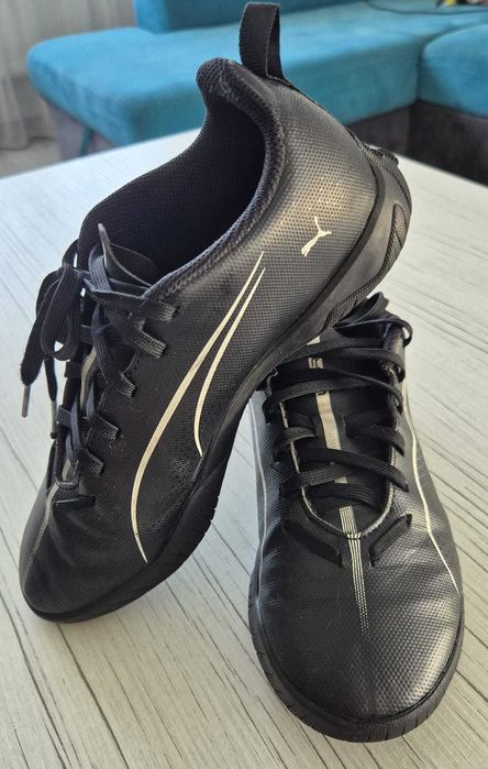 Ghete fotbal Puma Ultra 5 play 35