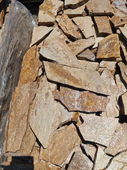 Travertin Natural | Piatră pentru Placat | Piatră Decorativă de Grădină | Marmură | Livrare Rapidă