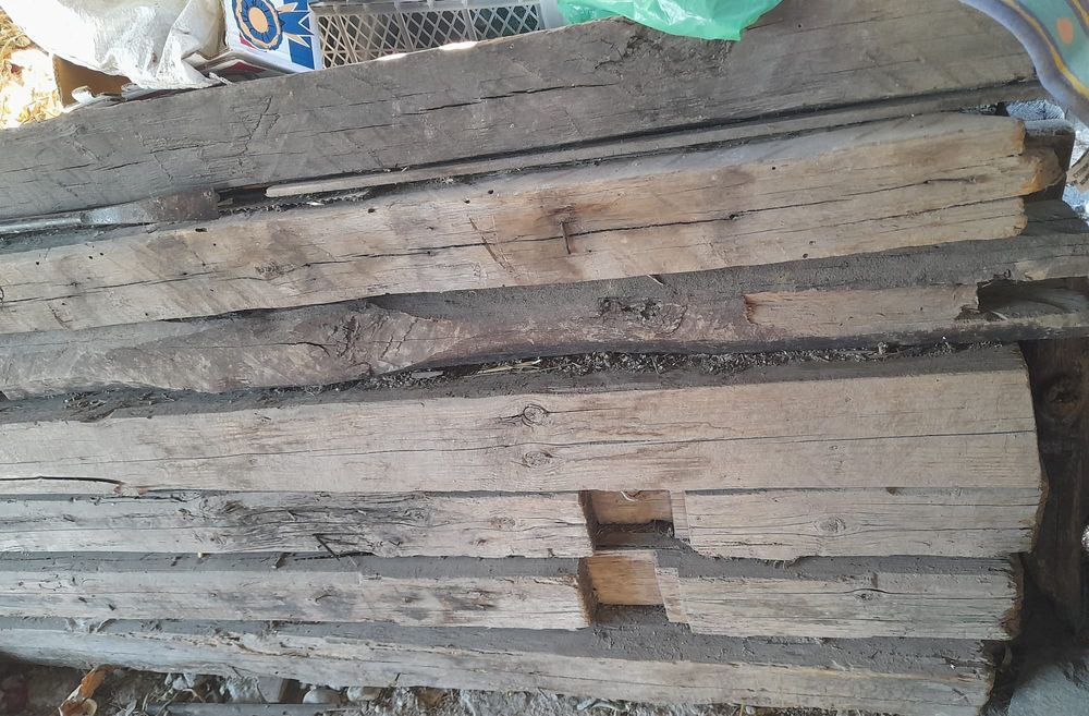 Vând 7 Grinzi vechi - 140 de ani stejar