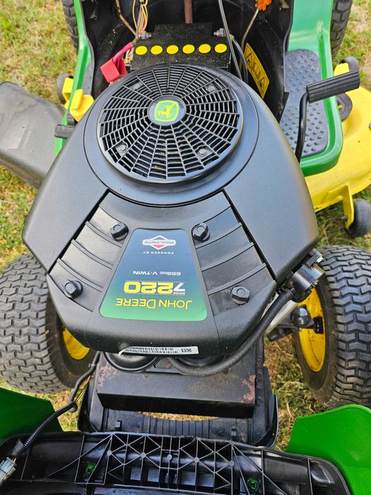 Тракторна Косачка JOHN DEERE X 165. 22.КОНЯ