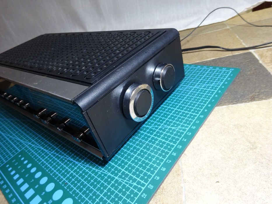 Aparat radio vintage cu ceas vfd /Atomic DGU 500