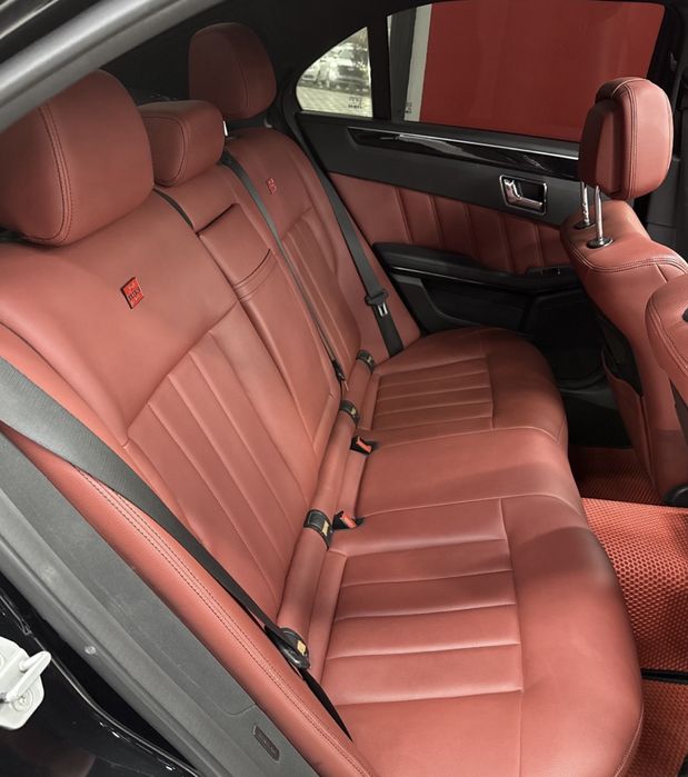 Mercedes benz w212