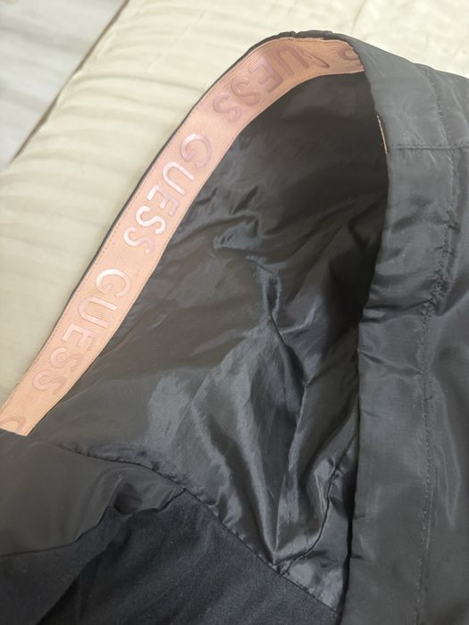 Пролетно яке на Guess 6г.