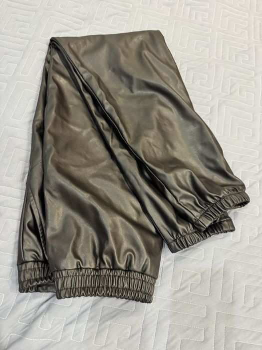 Кожа заменитель брюки на девочку