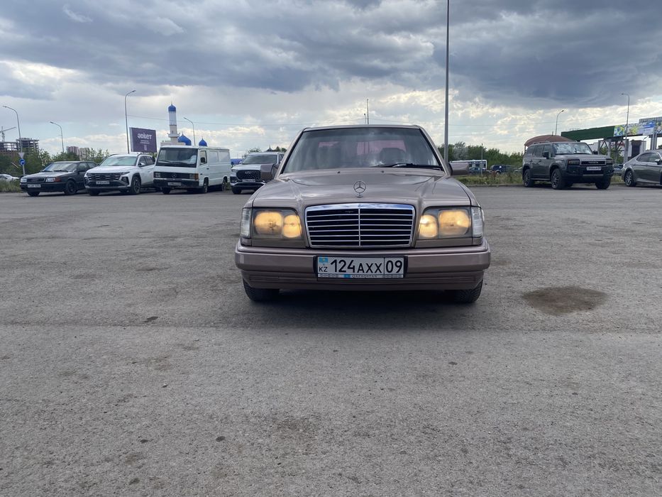 Продам мерседес 220