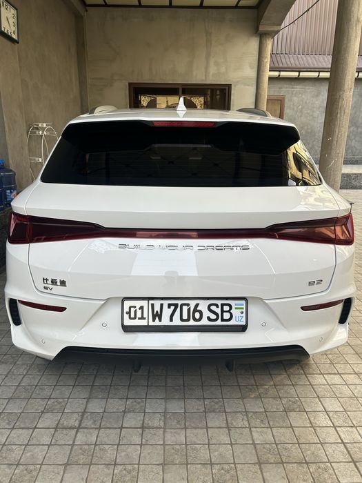 BYD E2 2024yil holati yahshi