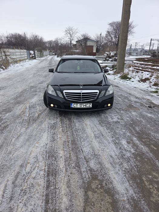 Mercedes Clasa E 220