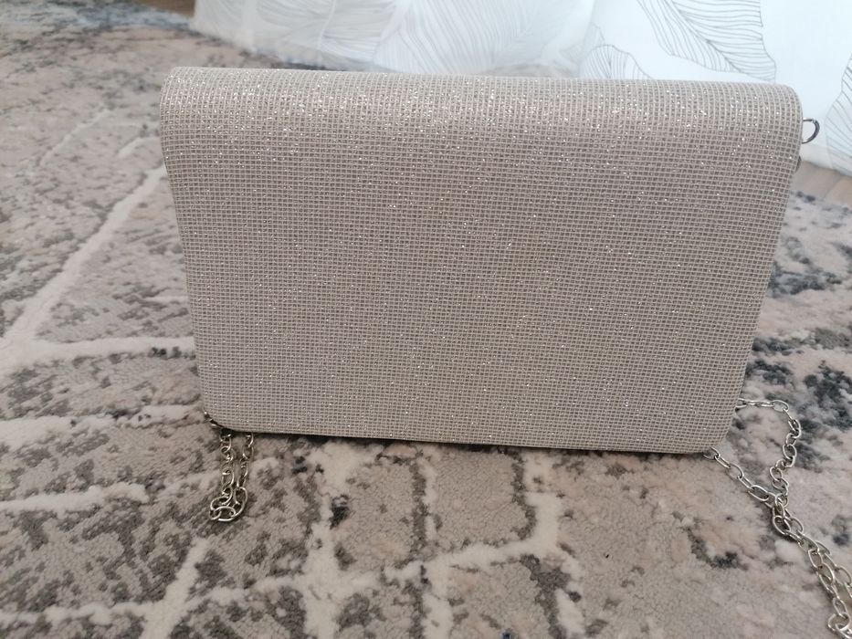 Genata, plic dama elegant