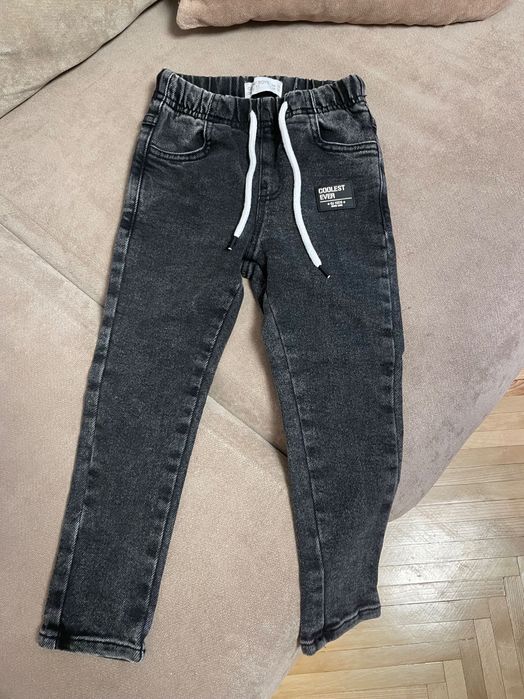 Отдам даром вещи на мальчика 2 лет