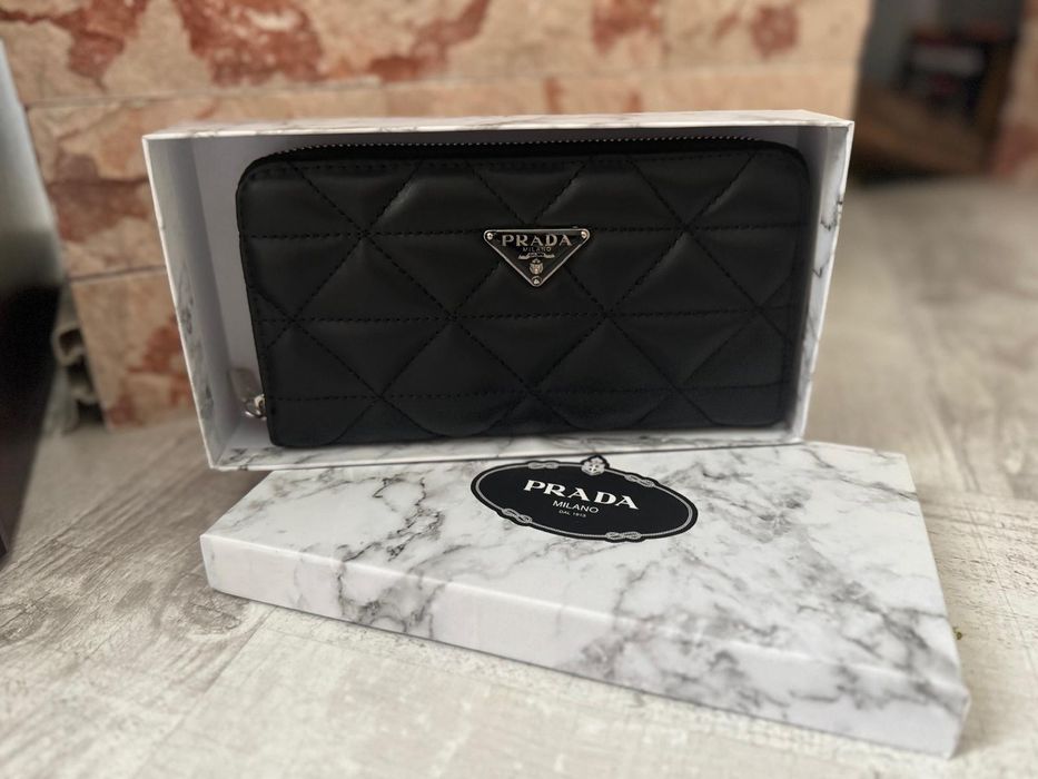 Portofel dama Guess / Prada