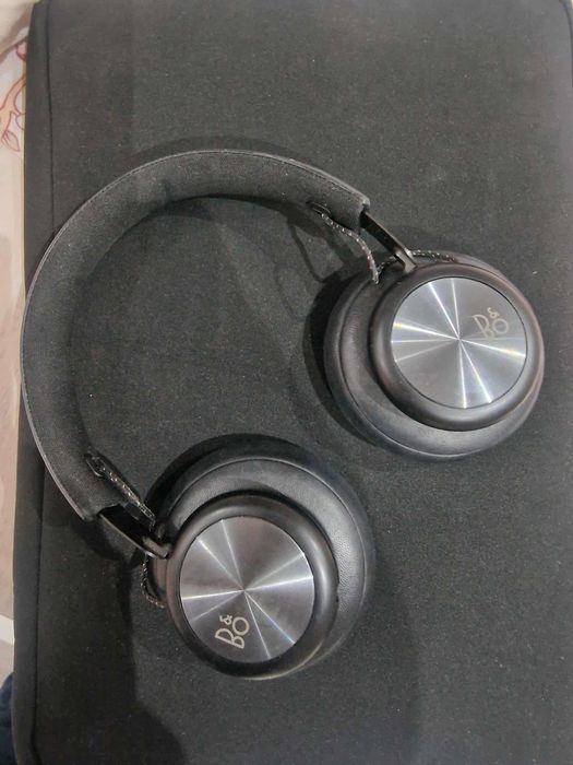 безжични слушалки Bang and Olufsen H4 второ поколение