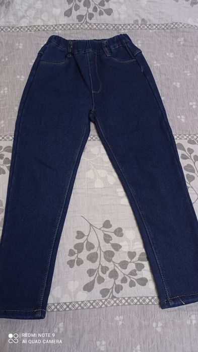 Зимние джинсы на рост 140 в идеальном состоянии