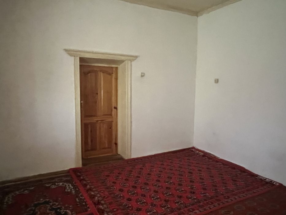 Нукус шахрида жой сотилади тошкент мехмонахаси орка тарафи