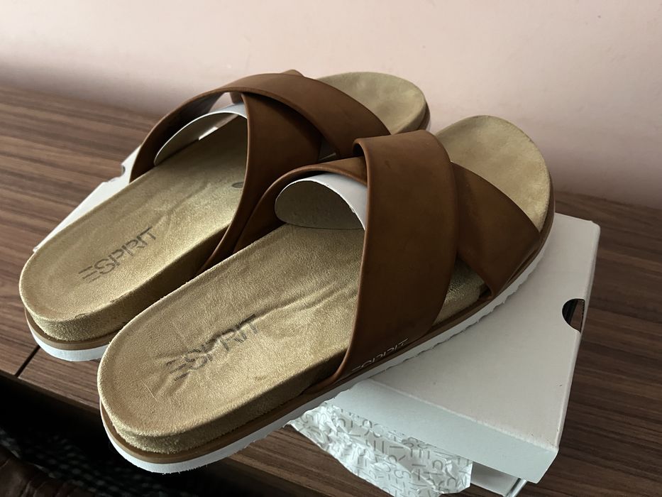 Чехли Есприт/Esprit