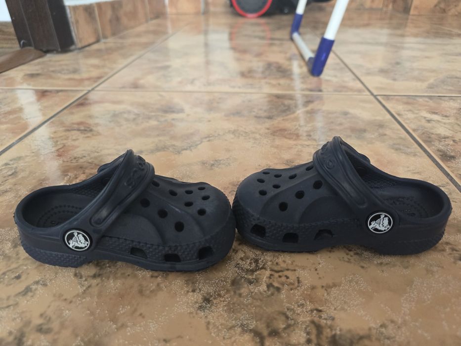 Crocs c5 marimea 20/21 cele roz sunt stil Crocs