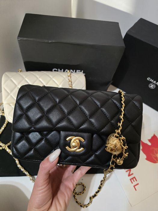 Налична чанта Chanel Gold ball