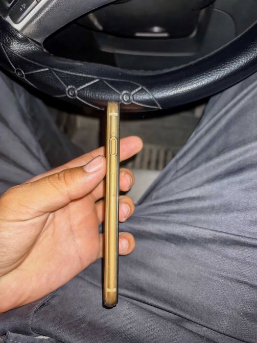 IPhone 6 16 GB. Gold