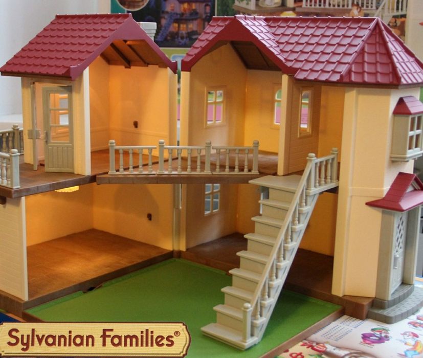 Продаются домики для Sylvanian Families