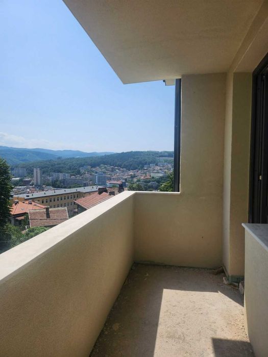 Продава се Тристаен апартамент в Габрово, Център - 150 кв.м за 840 €/кв.м - Снимка #2