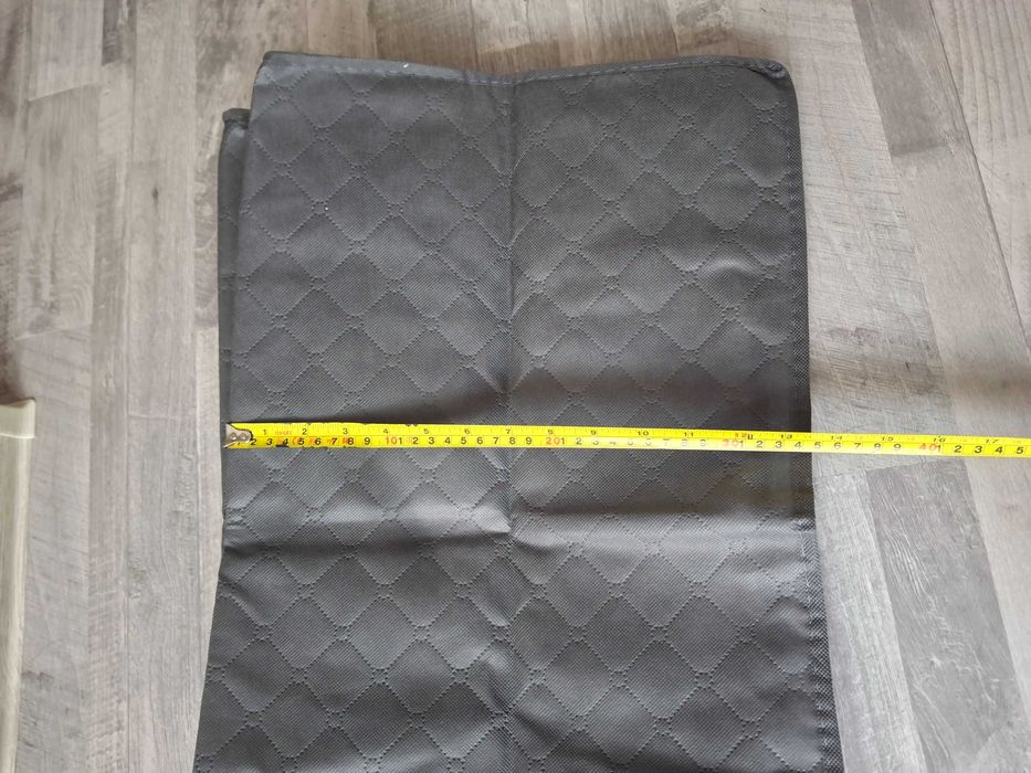 Cutii textile cu fereastră transparentă