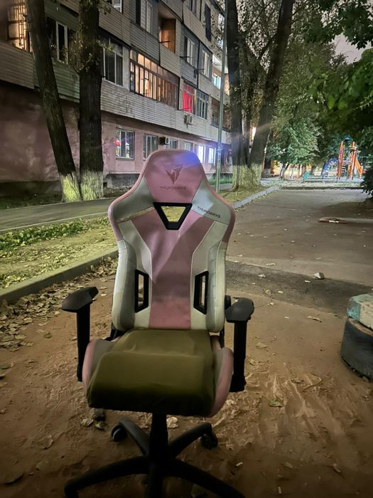 Игровой кресло для компьютера
