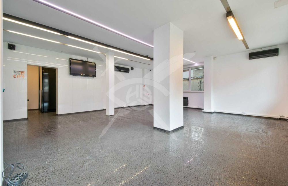 Дава се под наем Офис в София, Иван Вазов - 270 кв.м за 697232.73 € - Снимка #2
