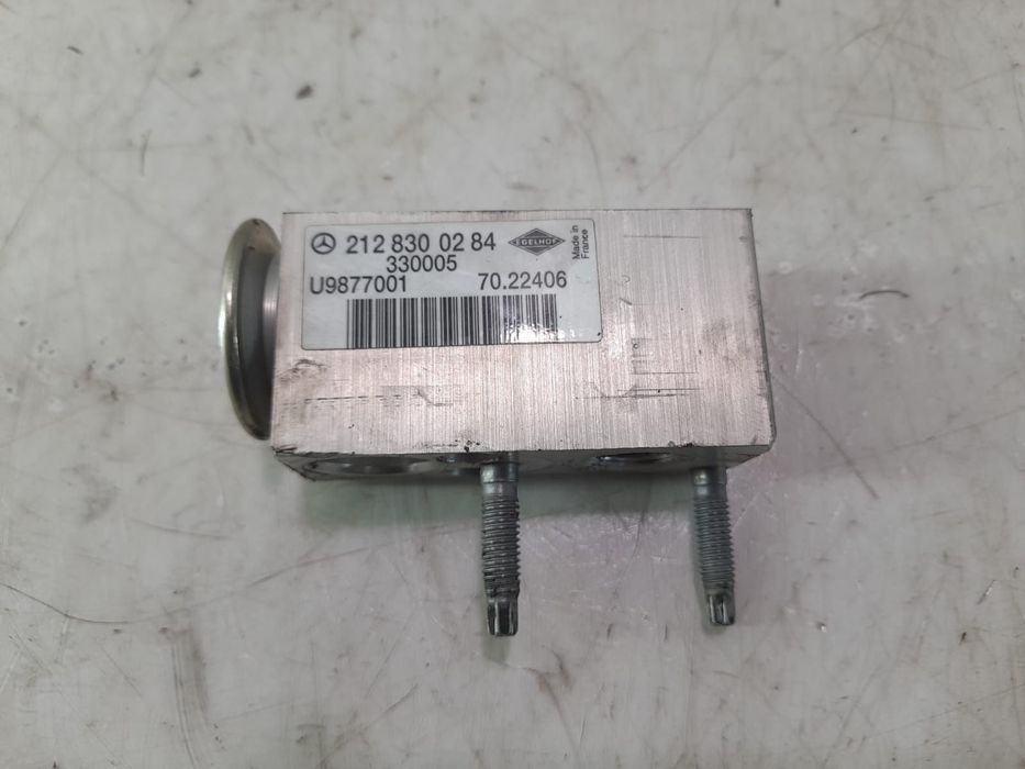 Supapa expansiune radiator clima bord 2128300284 3.0 cdi om642854 Mer