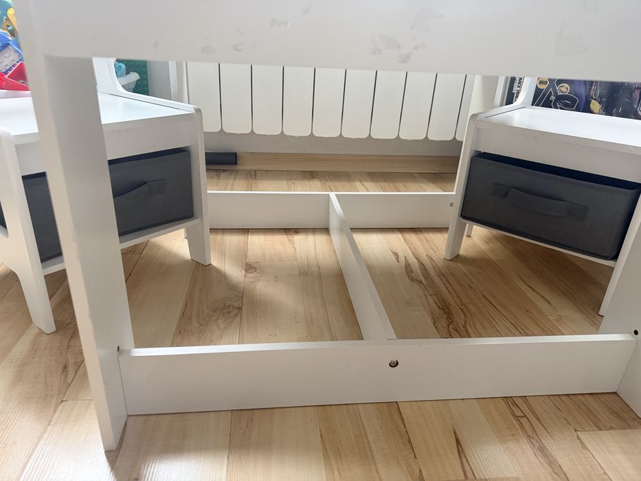 Детска масичка със столове