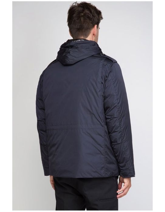 Продам мужскую куртку ADD