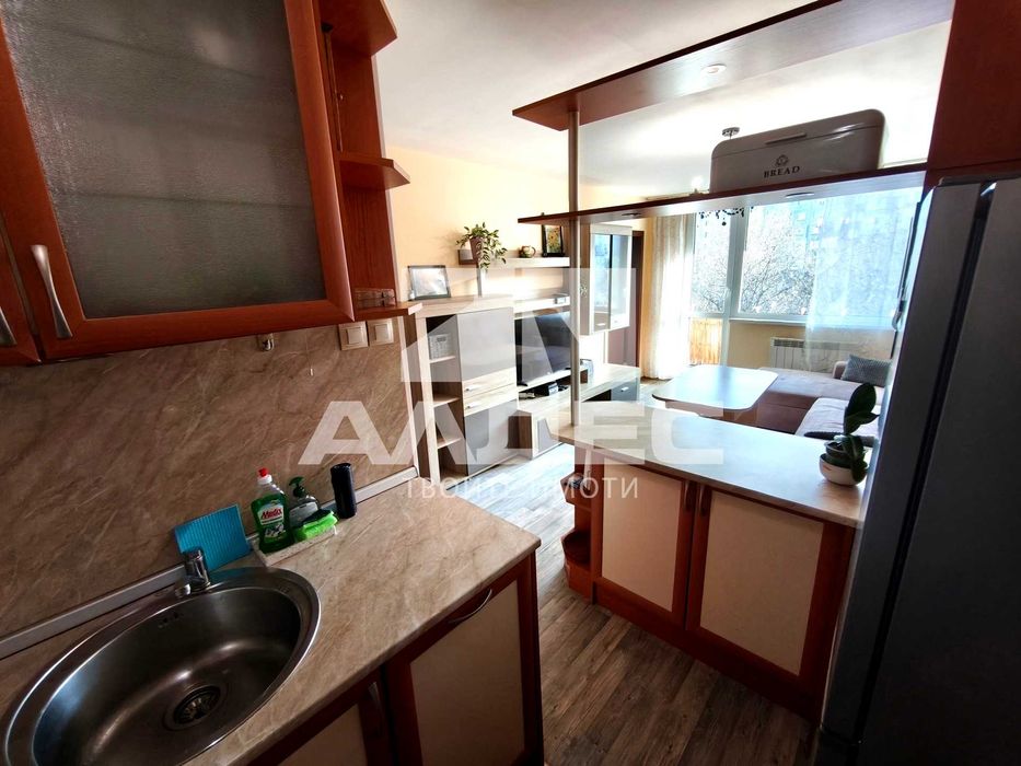 Продава се Двустаен апартамент в София, Младост 1 - 47 кв.м за 1682 €/кв.м - Снимка #4