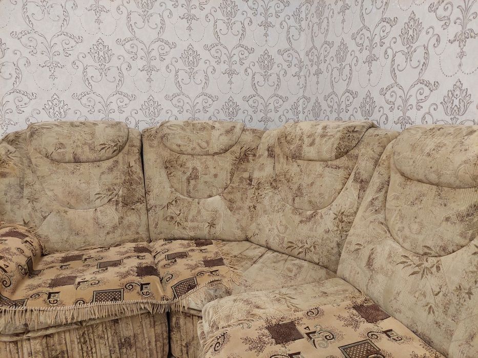 Продам  хороший диван!!