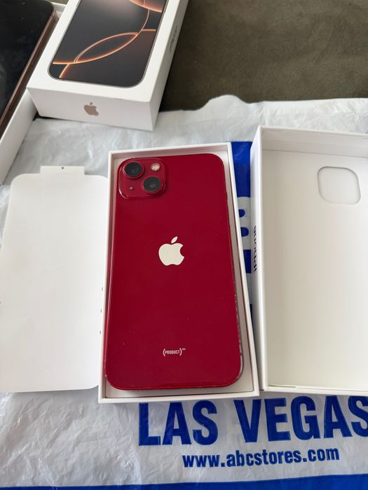 iPhone 13 Red 256 GB