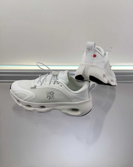 Adidasi Loewe X ON Premium
